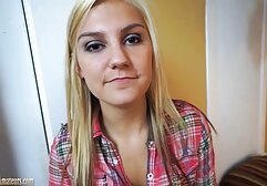 Cô gái tóc phim sec moi nhat ban vàng đằng sau chiến đấu lớn