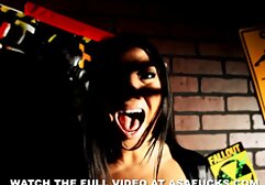 MẸ gái da đen để cô ấy gai nhat sec đít