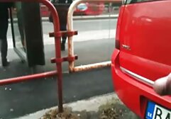 Cao tải trên khuôn mặt của cô gái ngay cả trong chuyển động chậm 2 sec nhat ban