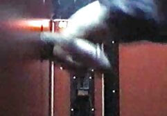 Đẹp lớn cô gái phim sec nhat bsn bị mắc kẹt ngón tay trong một chặt